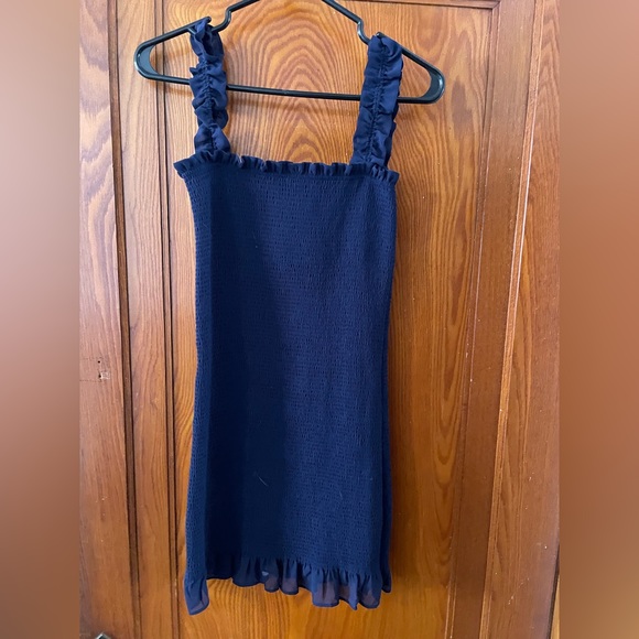 Navy Blue Aritzia Wilfred fitted dress - Picture 2 of 4